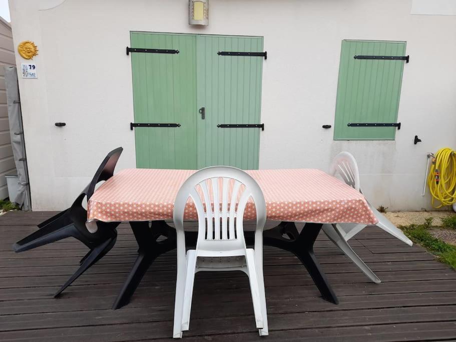 Maisonnette A Deux Pas De La Plage Dans Residence Calme La Tranche-sur-Mer Exteriör bild